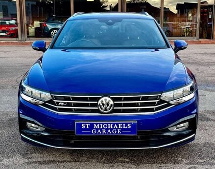 Volkswagen Passat 1.5 Passat R-Line TSi Evo 5dr 5