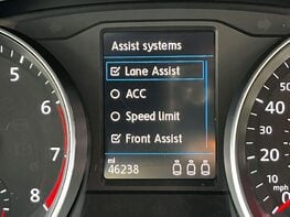 Volkswagen Passat 1.5 Passat R-Line TSi Evo 5dr 32