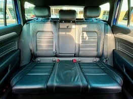 Volkswagen Passat 1.5 Passat R-Line TSi Evo 5dr 25