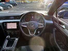 Volkswagen Passat 1.5 Passat R-Line TSi Evo 5dr 18