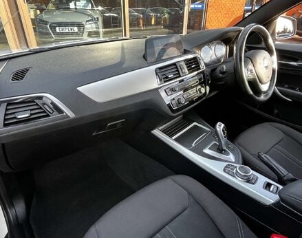 BMW 2 Series 1.5 218I SE Auto 2dr 21