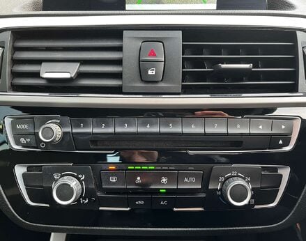 BMW 2 Series 1.5 218I SE Auto 2dr 47