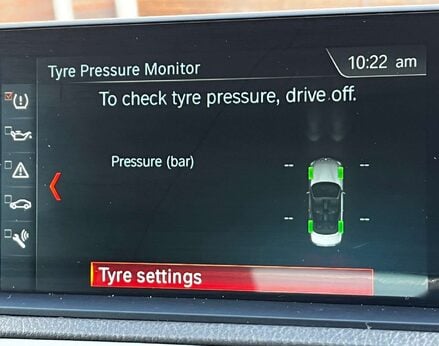 BMW 2 Series 1.5 218I SE Auto 2dr 44