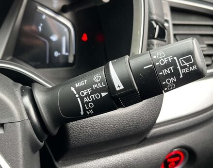 Honda CR-V 2.0 CR-V SR i-MMD CVT 4WD 5dr 60