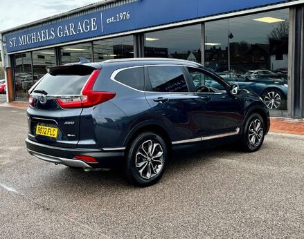 Honda CR-V 2.0 CR-V SR i-MMD CVT 4WD 5dr 8