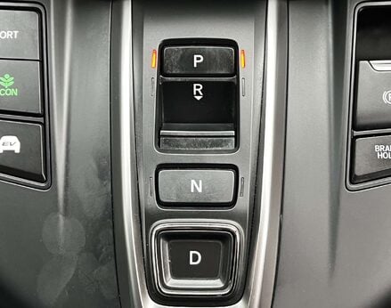 Honda CR-V 2.0 CR-V SR i-MMD CVT 4WD 5dr 51