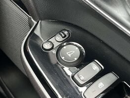 Honda CR-V 2.0 CR-V SR i-MMD CVT 4WD 5dr 63