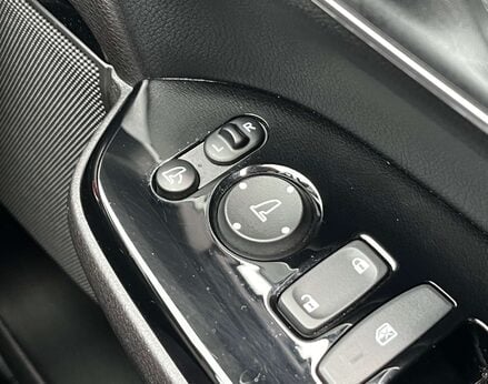 Honda CR-V 2.0 CR-V SR i-MMD CVT 4WD 5dr 63