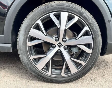 SEAT Arona 1.0 Arona Xperience Luxury EcoTSI Semi-Auto 5dr 15