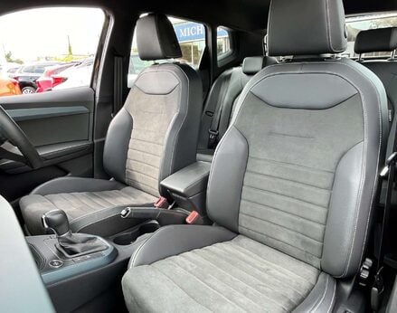 SEAT Arona 1.0 Arona Xperience Luxury EcoTSI Semi-Auto 5dr 65