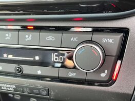 SEAT Arona 1.0 Arona Xperience Luxury EcoTSI Semi-Auto 5dr 52