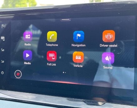 SEAT Arona 1.0 Arona Xperience Luxury EcoTSI Semi-Auto 5dr 38