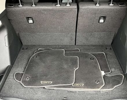 Honda HR-V 1.5 HR-V Elegance i-MMD CVT 5dr 68