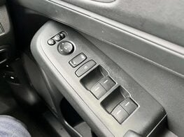 Honda HR-V 1.5 HR-V Elegance i-MMD CVT 5dr 60