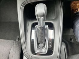 Honda HR-V 1.5 HR-V Elegance i-MMD CVT 5dr 46