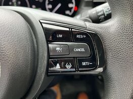 Honda HR-V 1.5 HR-V Elegance i-MMD CVT 5dr 53