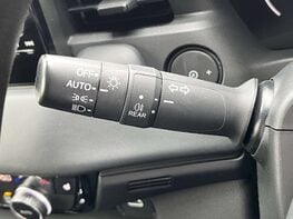 Honda HR-V 1.5 HR-V Elegance i-MMD CVT 5dr 56