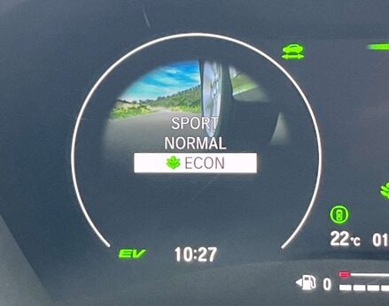 Honda HR-V 1.5 HR-V Elegance i-MMD CVT 5dr 26