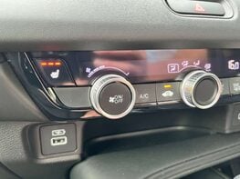 Honda HR-V 1.5 HR-V Elegance i-MMD CVT 5dr 50