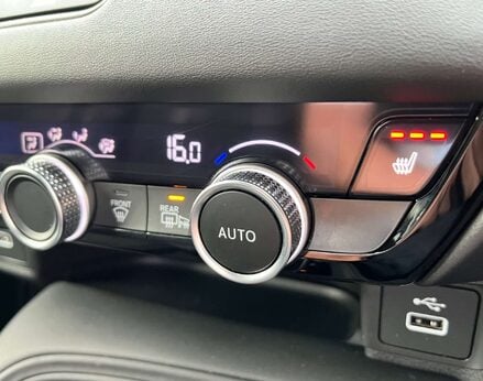 Honda HR-V 1.5 HR-V Elegance i-MMD CVT 5dr 51