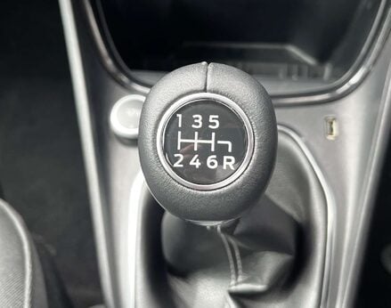 Ford Puma 1.0 Puma Titanium 5dr 54