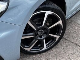 Audi A1 1.0 A1 Sportback 25 TFSI Black Edition Semi-Auto 5dr 3