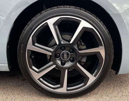 Audi A1 1.0 A1 Sportback 25 TFSI Black Edition Semi-Auto 5dr 16