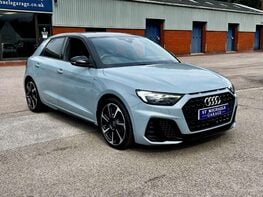 Audi A1 1.0 A1 Sportback 25 TFSI Black Edition Semi-Auto 5dr 4