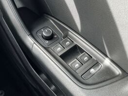 Audi A1 1.0 A1 Sportback 25 TFSI Black Edition Semi-Auto 5dr 58