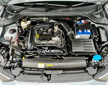 Audi A1 1.0 A1 Sportback 25 TFSI Black Edition Semi-Auto 5dr 7