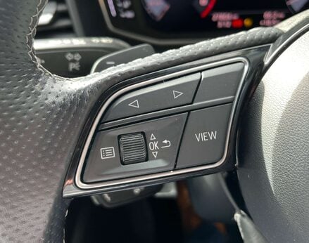 Audi A1 1.0 A1 Sportback 25 TFSI Black Edition Semi-Auto 5dr 49