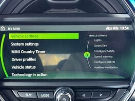 Mini Countryman 2.0 Countryman John Cooper Works 4WD 5dr 37