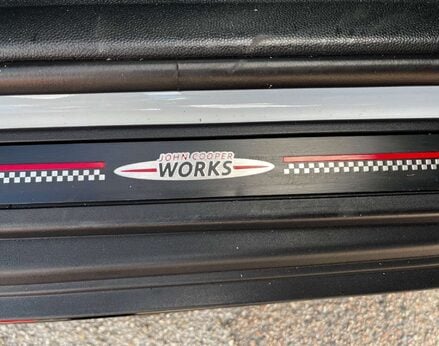 Mini Countryman 2.0 Countryman John Cooper Works 4WD 5dr 73