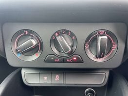 Audi A1 1.0 A1 Sport TFSI Semi-Auto 3dr 41