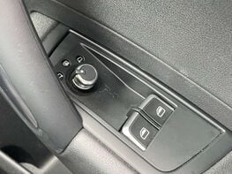 Audi A1 1.0 A1 Sport TFSI Semi-Auto 3dr 51