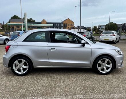 Audi A1 1.0 A1 Sport TFSI Semi-Auto 3dr 10