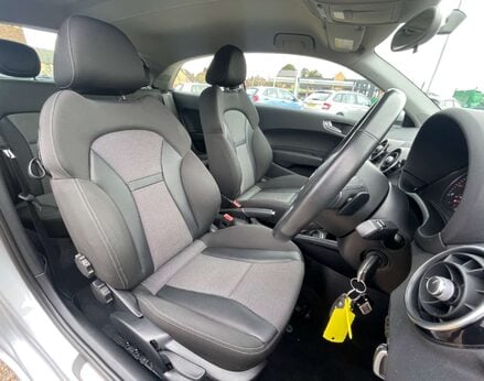 Audi A1 1.0 A1 Sport TFSI Semi-Auto 3dr 53