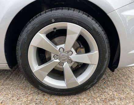 Audi A1 1.0 A1 Sport TFSI Semi-Auto 3dr 13