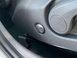 Hyundai TUCSON 1.6 Tucson SE Nav GDi 2WD 5dr 59