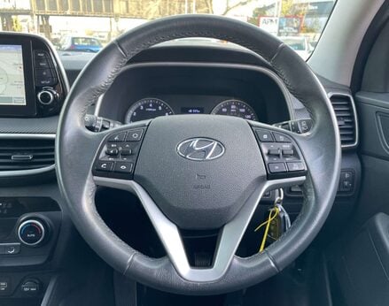 Hyundai TUCSON 1.6 Tucson SE Nav GDi 2WD 5dr 19