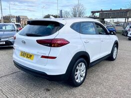 Hyundai TUCSON 1.6 Tucson SE Nav GDi 2WD 5dr 9