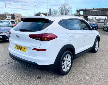 Hyundai TUCSON 1.6 Tucson SE Nav GDi 2WD 5dr 9