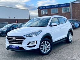 Hyundai TUCSON 1.6 Tucson SE Nav GDi 2WD 5dr 1