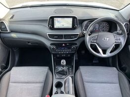 Hyundai TUCSON 1.6 Tucson SE Nav GDi 2WD 5dr 3