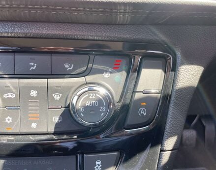 Vauxhall Mokka X 1.6 Mokka X Elite S/S 5dr 37