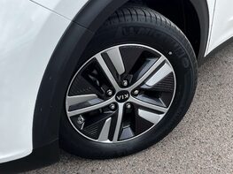 Kia Niro 1.6 Niro 2 HEV Semi-Auto 5dr 3