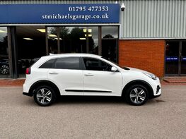 Kia Niro 1.6 Niro 2 HEV Semi-Auto 5dr 10