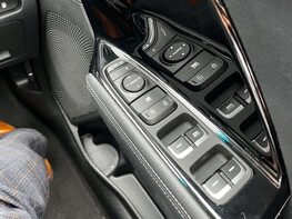 Kia Niro 1.6 Niro 2 HEV Semi-Auto 5dr 61