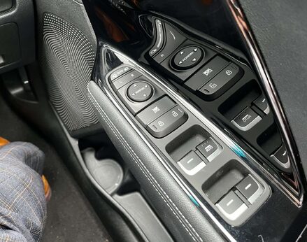 Kia Niro 1.6 Niro 2 HEV Semi-Auto 5dr 61