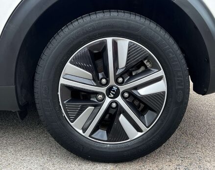 Kia Niro 1.6 Niro 2 HEV Semi-Auto 5dr 14